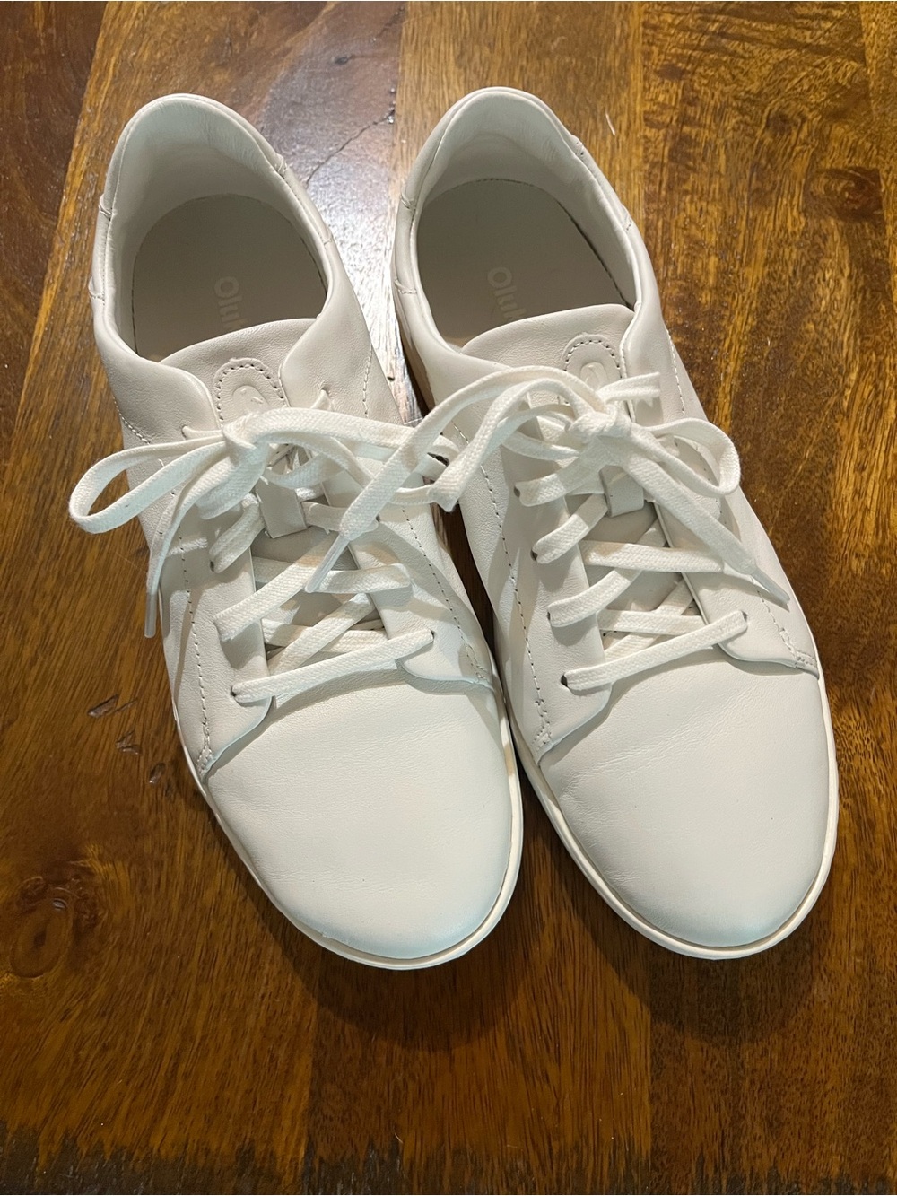 Olukai Sneakets